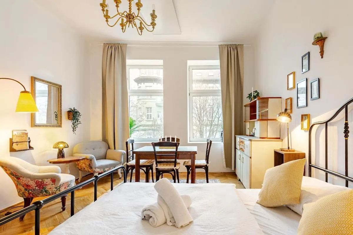 Apartment In Quiet Location Near Center Vídeň