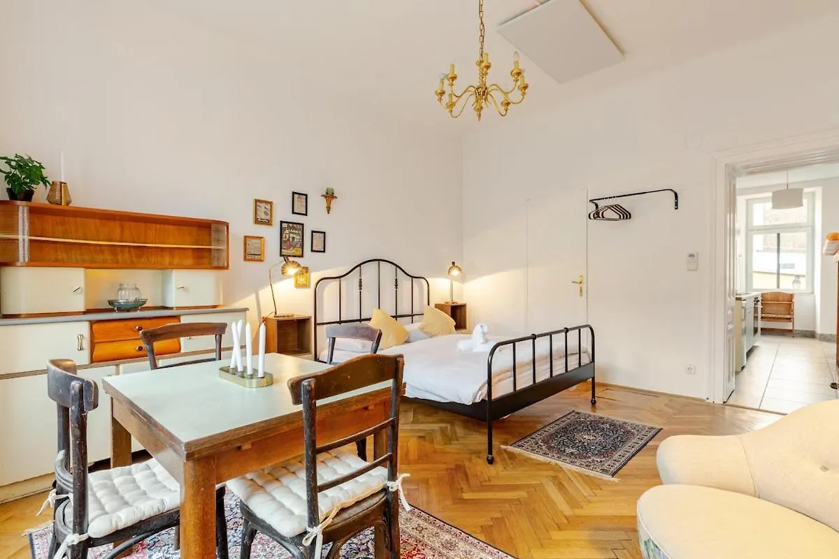 Apartment In Quiet Location Near Center Vídeň